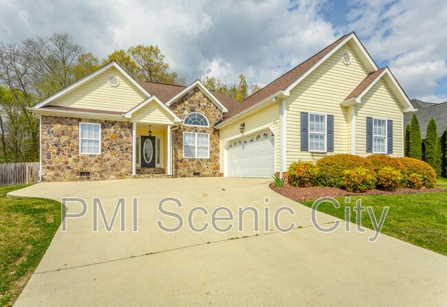 145 Candie Ln in Chickamauga, GA - Building Photo - Building Photo