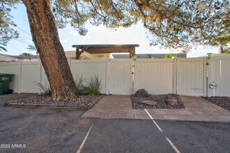 4491 N 21st St in Phoenix, AZ - Building Photo - Building Photo