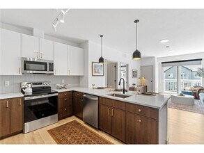21401 Dushane Pkwy in Farmington, MN - Building Photo - Building Photo