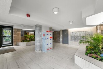 Delta Apartments in Peterborough, ON - Building Photo - Building Photo