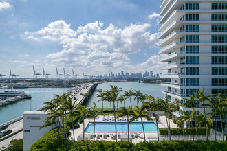 Bentley Bay in Miami Beach, FL - Building Photo - Building Photo