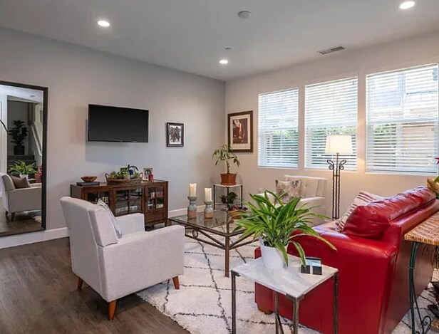 552 Oakville Dr. in Buellton, CA - Building Photo - Building Photo