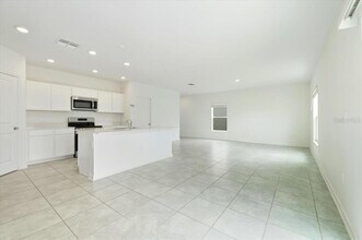 1140 Tyler Lp in Winter Haven, FL - Building Photo - Building Photo