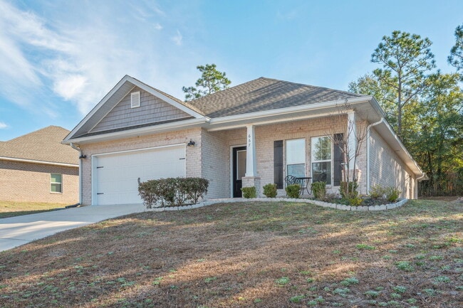 667 Red Fern Rd in Crestview, FL - Building Photo - Building Photo