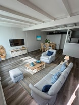 320 7th St in Seal Beach, CA - Building Photo