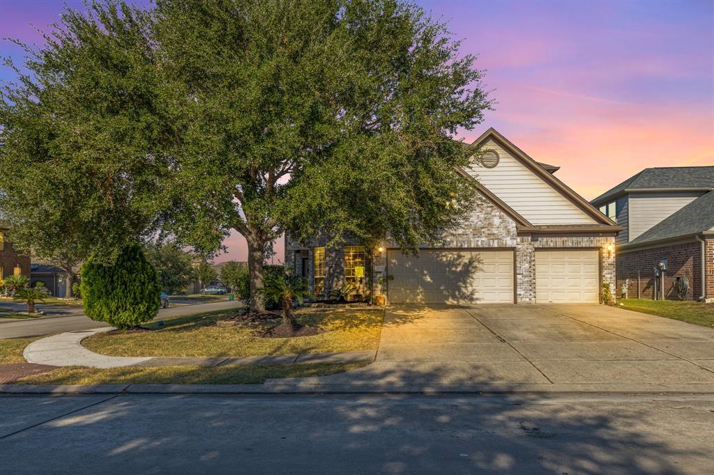 20714 Dappled Ridge Way in Humble, TX - Foto de edificio