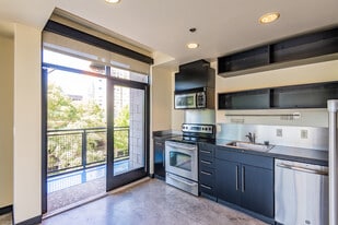 O1 Lofts in Sacramento, CA - Building Photo