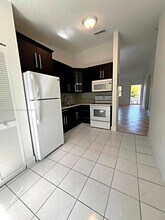 15490 SW 134th Pl in Miami, FL - Building Photo - Building Photo