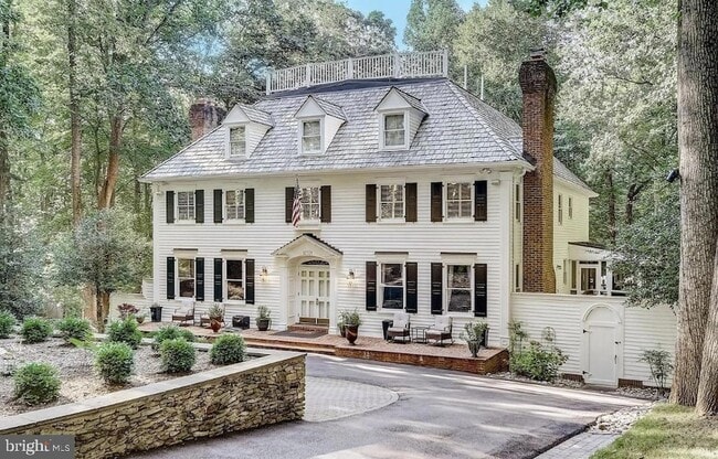 property at 13731 Canal Vista Ct