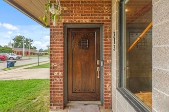 213 N Houston Ave in Bryan, TX - Building Photo - Building Photo