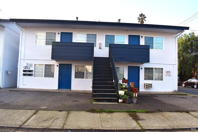 403 Solano St in Suisun City, CA - Building Photo - Building Photo