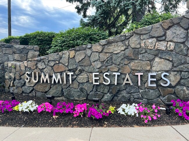 1006 Paradise Rd, Unit #1-N