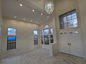 42057 Parkmont Dr in Lancaster, CA - Building Photo - Building Photo