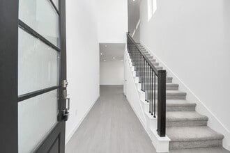 27111 Blue Pool Dr in Katy, TX - Building Photo - Building Photo