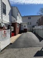 246 Grant Ave, Unit 1st. Floor in Cliffside Park, NJ - Building Photo - Building Photo