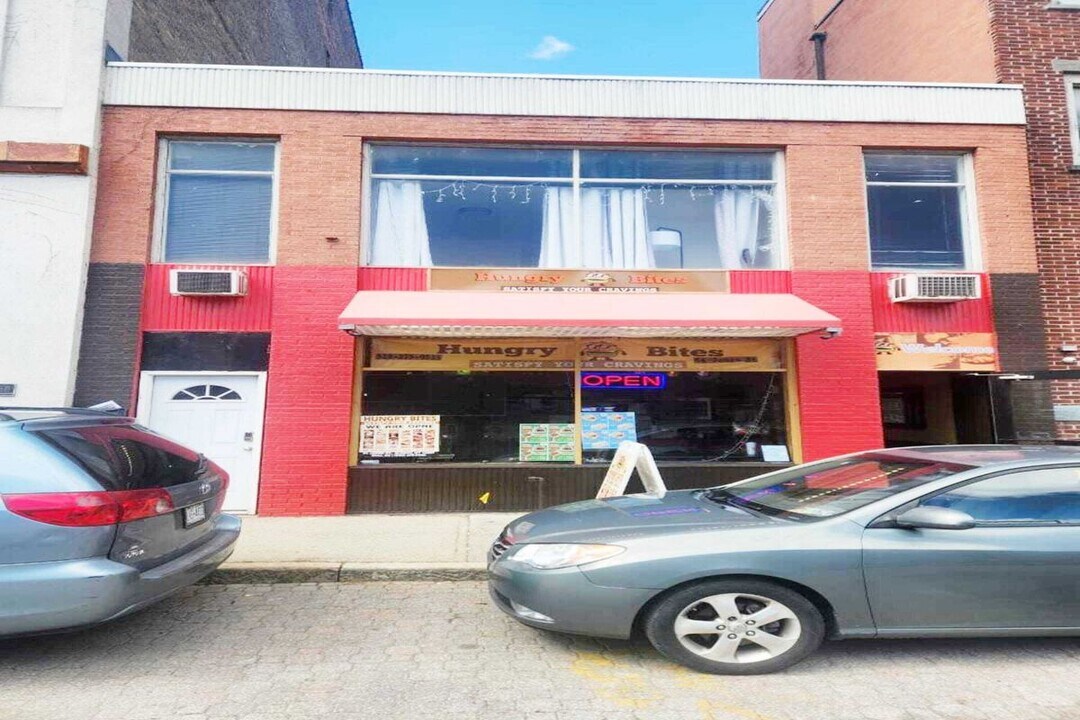 54 James St in Albany, NY - Building Photo