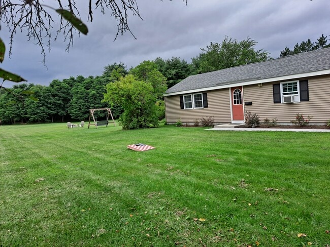 39 R Old Homestead Hwy, Unit 39 R Old Homestead Hwy in North Swanzey, NH - Building Photo - Building Photo