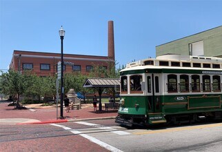 104 Moody Ave in Galveston, TX - Building Photo - Building Photo