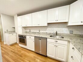 130 P St in Boston, MA - Building Photo
