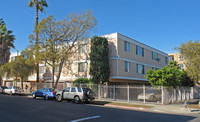 3035 W 15th St in Los Angeles, CA - Foto de edificio - Building Photo