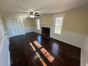 648 Island Ford Rd in Statesville, NC - Building Photo - Building Photo