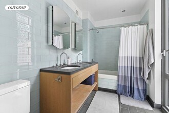 310 W 52nd St in New York, NY - Building Photo - Building Photo