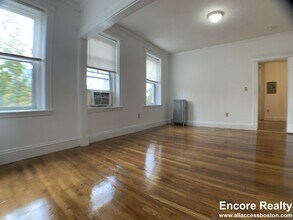 195 Park Dr in Boston, MA - Foto de edificio - Building Photo