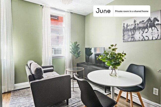 Room in Shared 3 bed/1 bath home, Unit C in Boston, MA - Building Photo - Building Photo