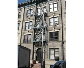 337 Prospect Pl in Brooklyn, NY - Building Photo - Building Photo