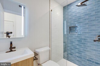 1535 N 6th St in Philadelphia, PA - Foto de edificio - Building Photo