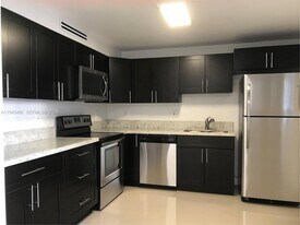14170 SW 84th St, Unit 109-F in Miami, FL - Building Photo