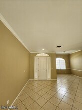 11082 Lakeland Cir in Ft. Myers, FL - Building Photo - Building Photo