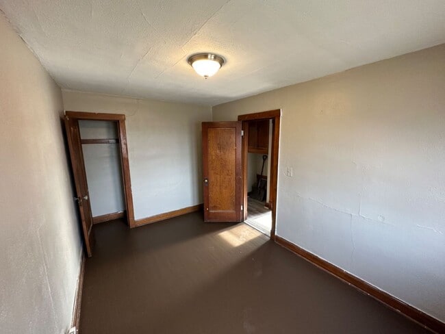 3301-3303-3303 N 29th St in Milwaukee, WI - Building Photo - Building Photo
