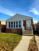4537 S Lavergne Ave in Chicago, IL - Building Photo