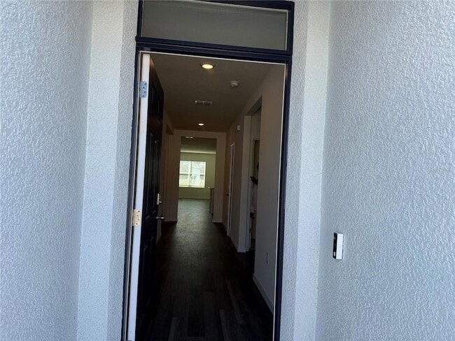 1043 Morfontaine St in Daytona Beach, FL - Foto de edificio - Building Photo