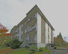 6660 Telford Av in Burnaby, BC - Building Photo