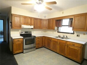 574 S Erie St in Mercer, PA - Building Photo - Building Photo