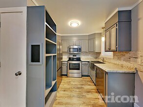 7428 Autumn Trail in Charlotte, NC - Building Photo - Building Photo