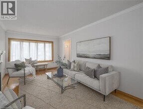 619 Ross St in London, ON - Building Photo - Building Photo