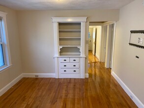 56 Gordon St, Unit 2 in Somerville, MA - Building Photo - Building Photo
