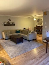 320 South St-Unit -D in Morristown, NJ - Building Photo - Building Photo