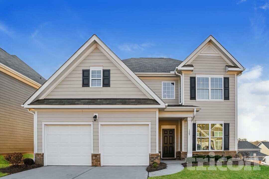 129 Kingshall Rd in Mooresville, NC - Building Photo