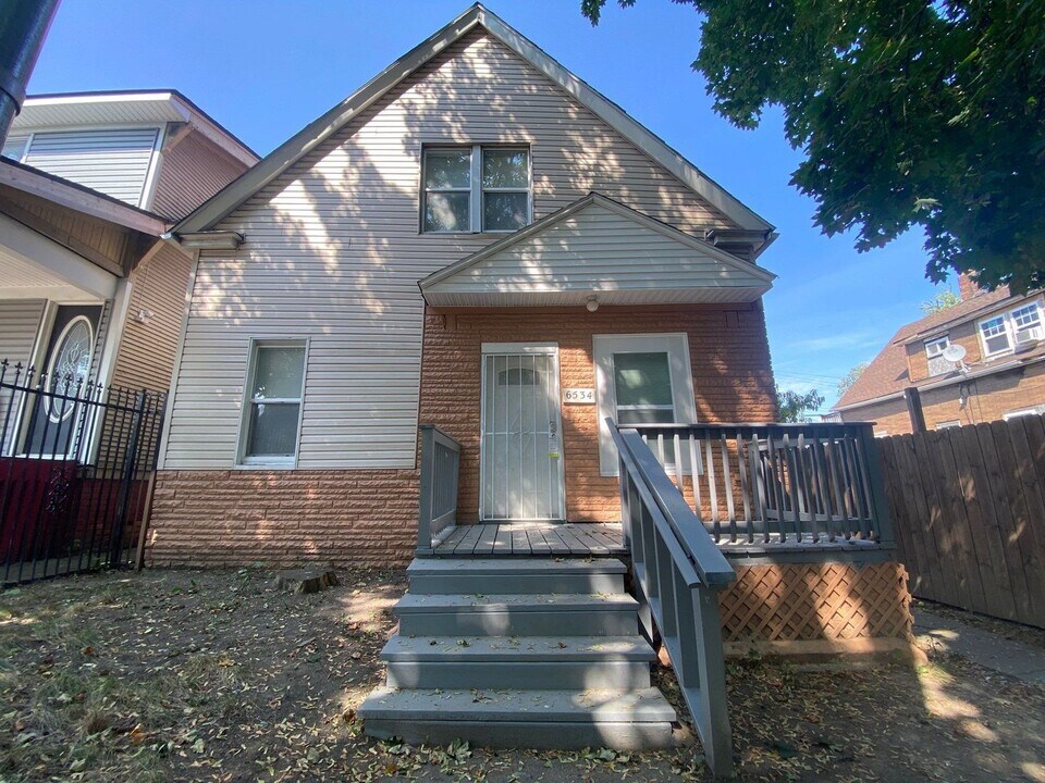6534 Horatio St in Detroit, MI - Building Photo