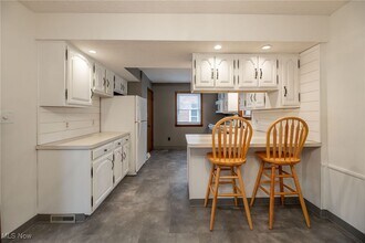 6310 Hampstead Ave in Parma, OH - Building Photo - Building Photo