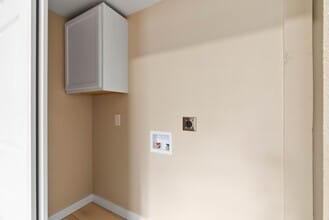 1725 Whittier Dr in Corpus Christi, TX - Building Photo - Building Photo