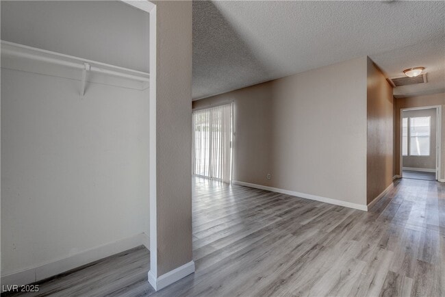 6417 Addely Dr in Las Vegas, NV - Building Photo - Building Photo