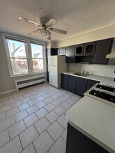 125 W 11th St in Bayonne, NJ - Building Photo - Building Photo