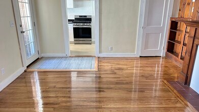 8 Richfield St in Quincy, MA - Building Photo - Building Photo