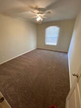 1501 Cedar Elm Dr-Unit -101 in Euless, TX - Building Photo - Building Photo