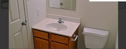 201 Caramist Cir in Sinking Spring, PA - Building Photo - Building Photo